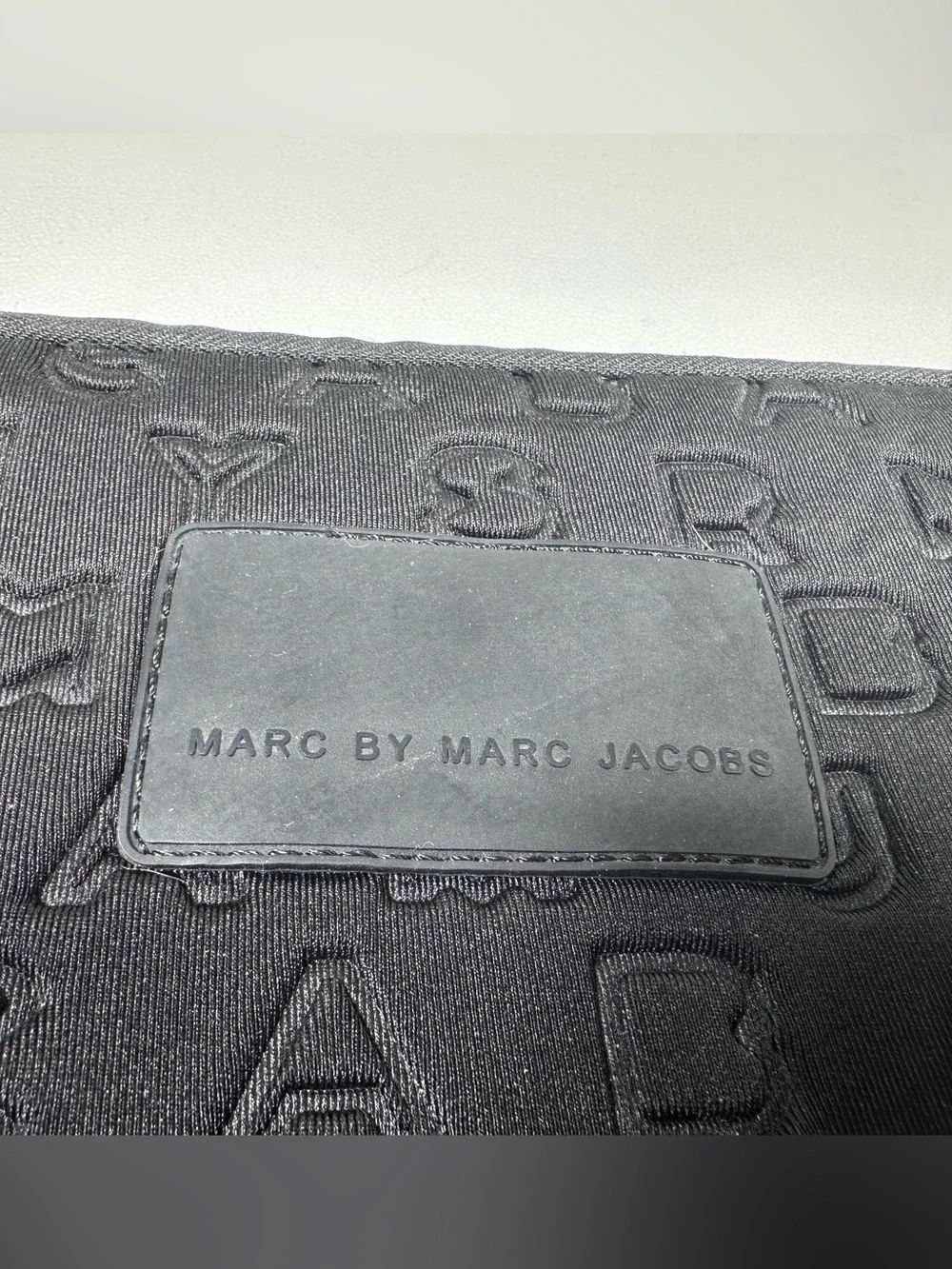 Marc by Marc Jacobs Neoprene Padded Zip-up Laptop Case